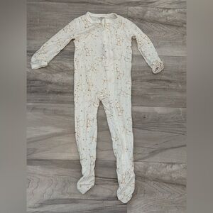 Kyte Baby Zippered Footie in Cloud Constellation 12-18 months